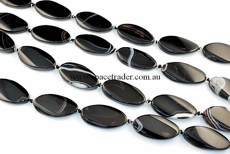 Agate - 20x40mm Oval Black Banded Agate Bead in 9 Pcs a Strand