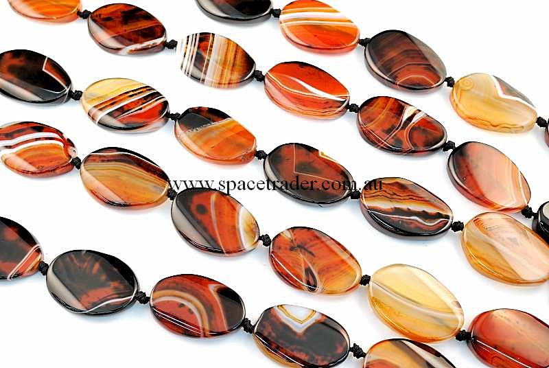 Agate - 20x30mm Oval Dream Agate Bead in 12 Pcs a Strand