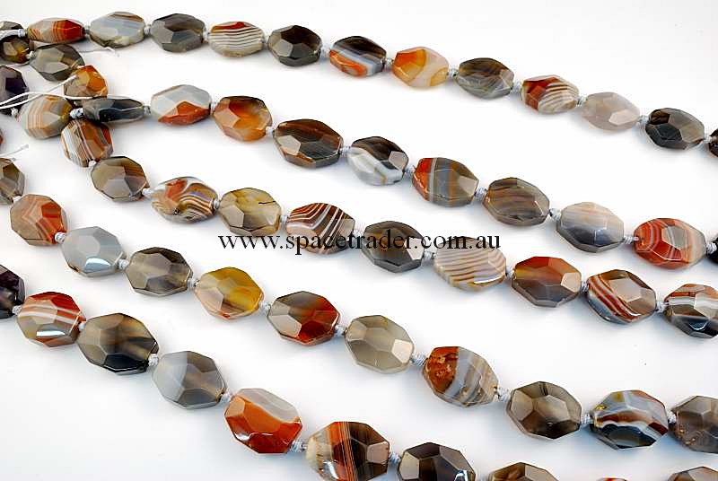 Agate - 17x23mm Faceted Oct-Rectangle New Botswana Agate in 16 Pcs a Strand