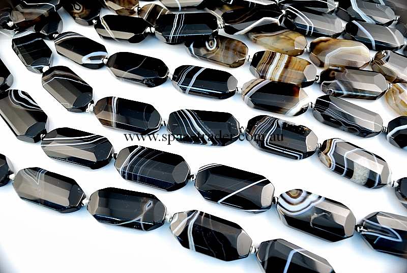 Agate - 20x40mm Faceted Oct-Rectangle Black Banded Agate in 9 Pcs a Strand