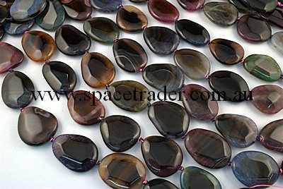 Agate - 30x36mm Irreuglar Faceted Shape Multi-colour Crackle Agate in Dye Colour in 11-12 Pcs a Strand