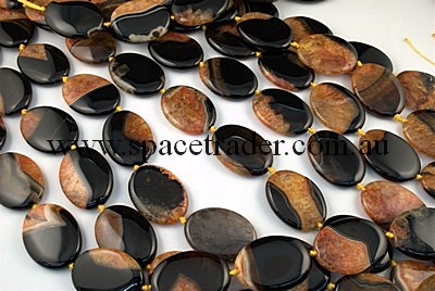 Agate - 28x38mm Oval Black Agate with Inclusion in Dye Orange Colour in 10 Pcs a Strand