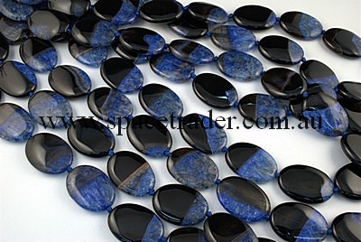 Agate - 25x35mm Oval Black Agate with Inclusion in Dye Blue Colour in 11 Pcs a Strand