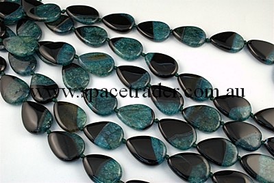 Agate - 24x34mm Teardrop Black Agate with Inclusion in Dye Green Colour in 11 Pcs a Strand