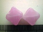 glass - 1818-308 - 10mm X cube - translucent pink x 1 KG