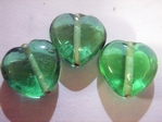 glass - 1828-013 - 18mm heart - light green x 1 KG