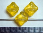 glass - 1818-012 - 10mm X cube - trans yellow x 1 KG