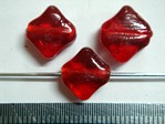 glass - 1818-312 - 10mm X cube - trans cherry red x 1 KG