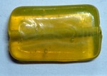 glass - 1923-012 - 25 x 15mm rectangle - trans yellow x 1 KG