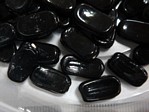 glass - 1808-039 - 15 x 8mm lozenge - black x 1 KG