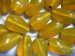 glass - 1914-012 - 17 x 10mm drop - trans yellow x 1 KG