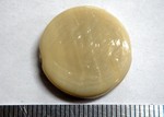 glass - 1822-035 - 20mm coin - bone x 1 KG